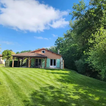 Holiday home Amazing With Garden