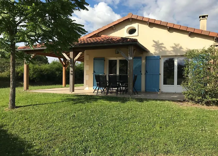 Сasa de vacaciones In Near Golf Course *